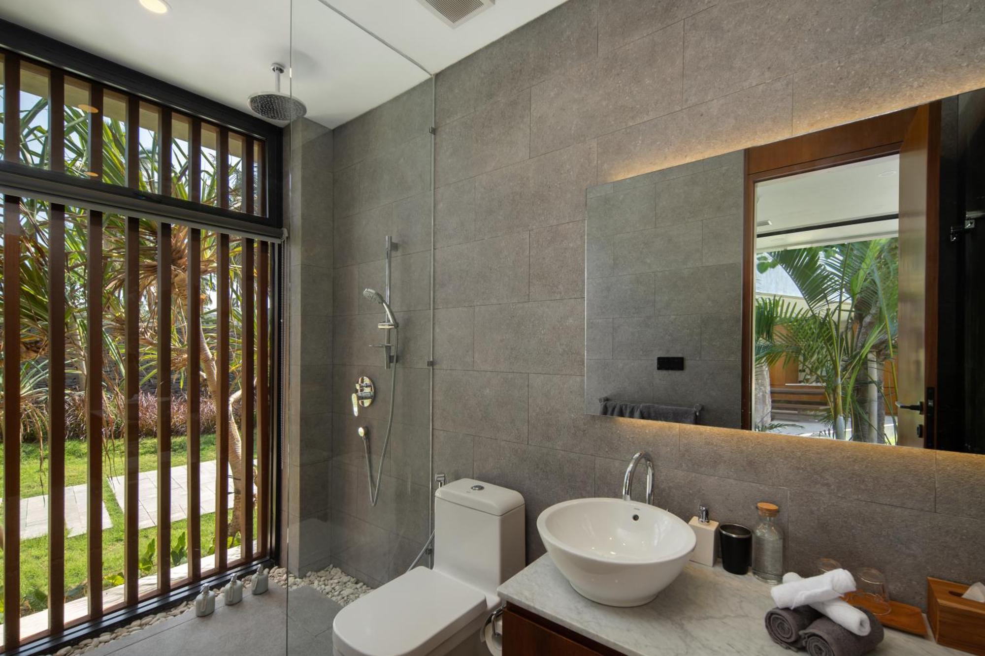 Villa Serangan - Private Beach Access Selong Belanak Extérieur photo